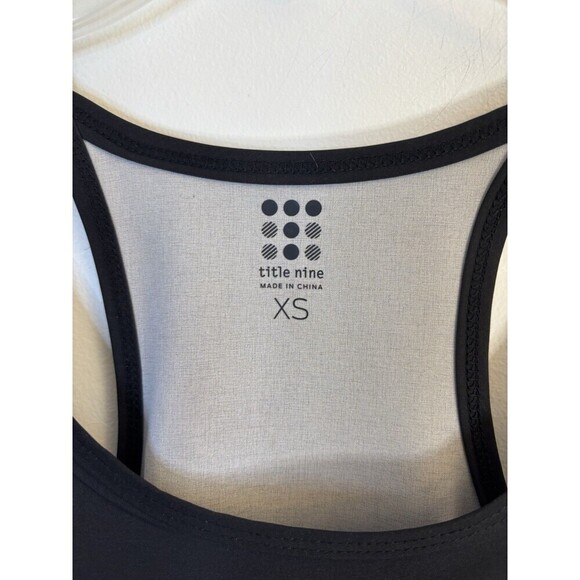 Title Nine Gradient Tank Top Women XS Stretch Lightweight Athletic Workout NEW - Picture 3 of 11